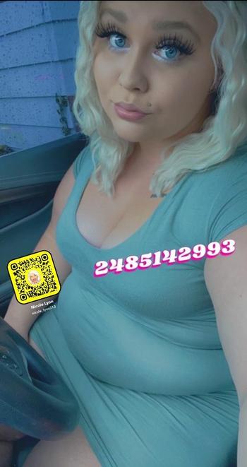 Nicole, 27  female escort, Knoxville