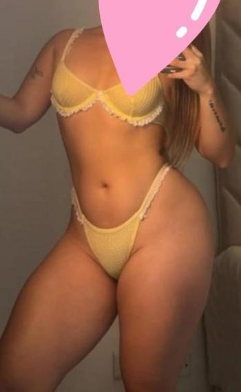 Fresadivina, 40  female escort, Knoxville